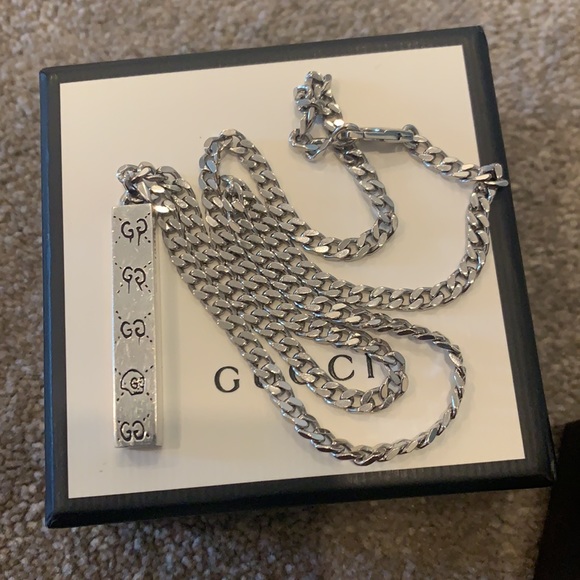 Gucci Necklace - Picture 2 of 4